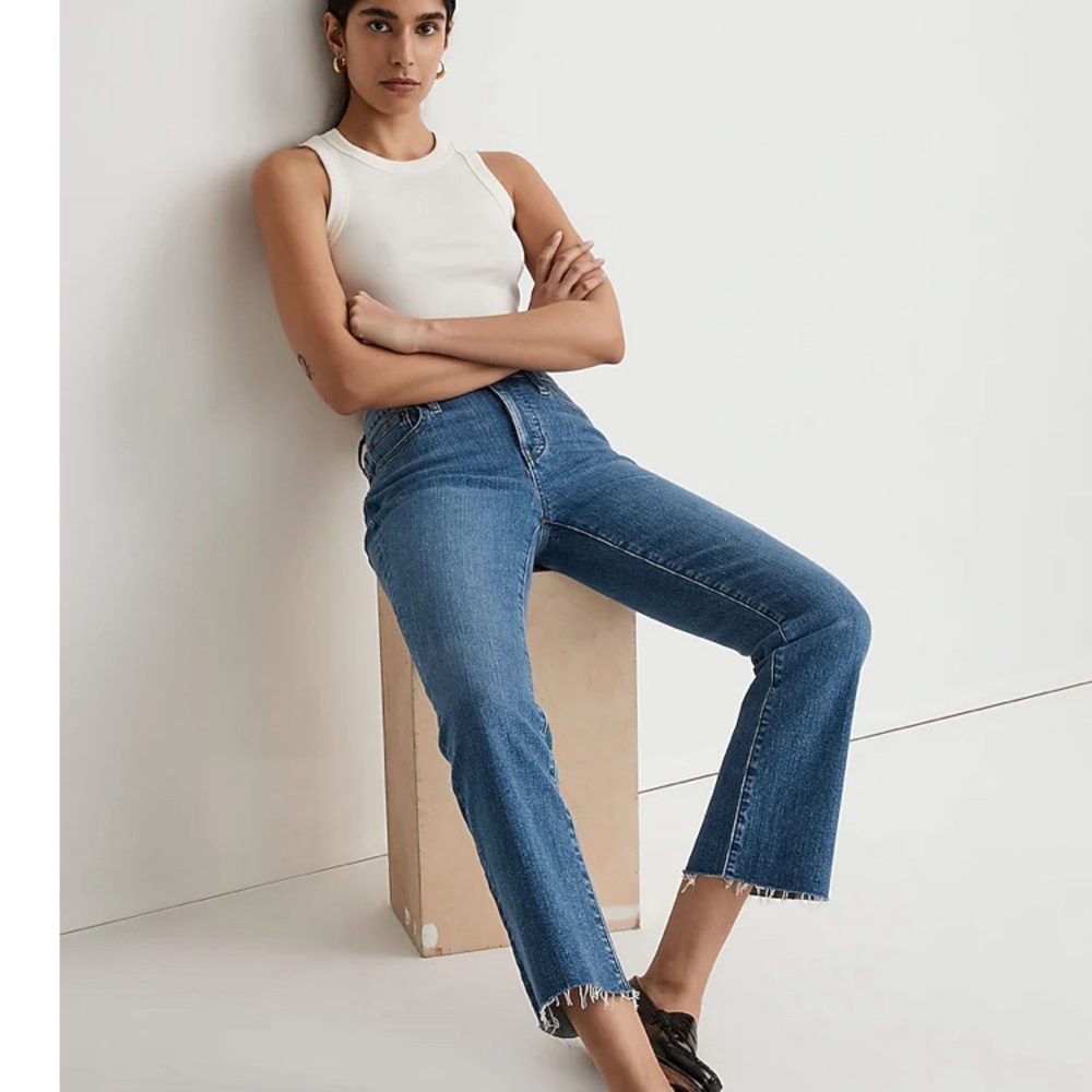 Madewell Taller Kick Out Crop Jeans in Cherryville Wash: Raw-Hem Edition